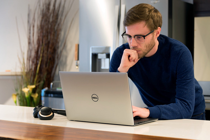 Những dòng laptop Dell luôn được đánh giá cao về mặt cấu hình máy