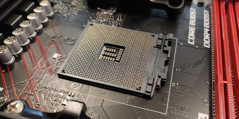 AMD Ryzen 3 3300X sử dụng socket AM4