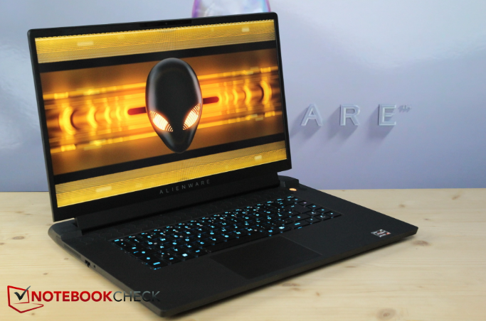 Laptop của hãng Dell Alienware m17 R5 đang được giảm giá mạnh trên trang web của Dell