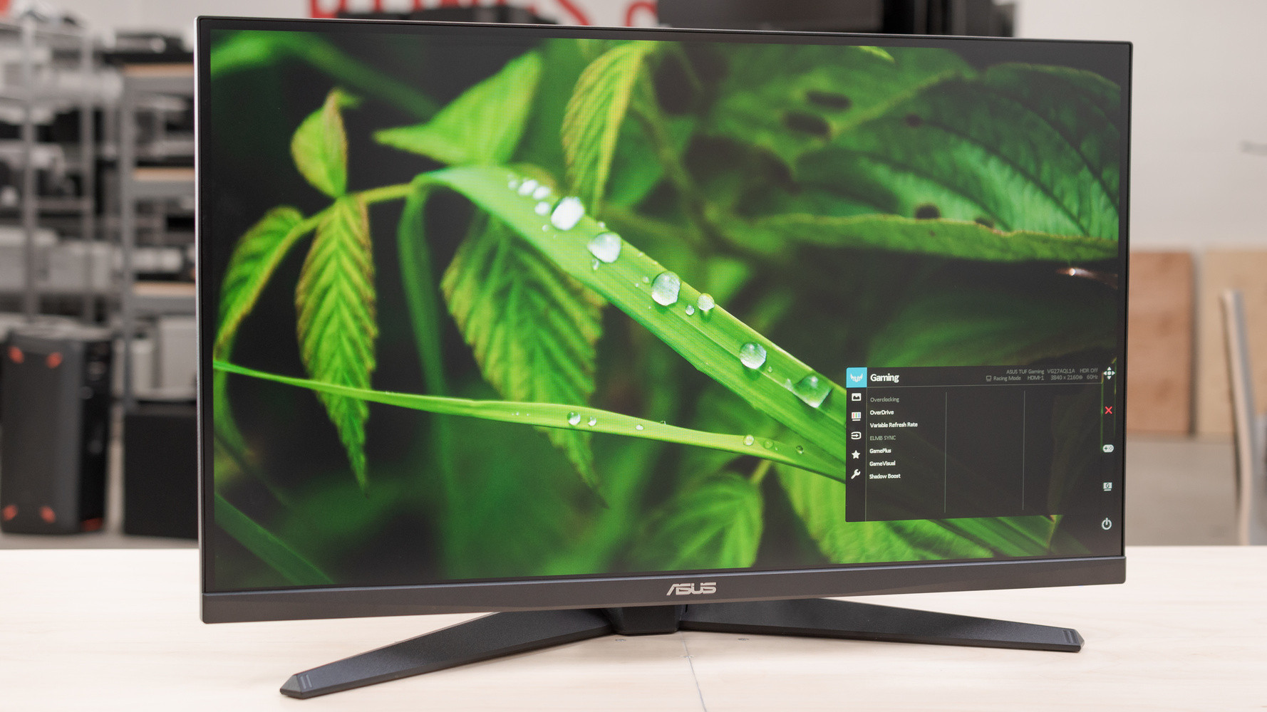 Màn hình chơi game FreeSync với giá cả phải chăng Asus VG27AQL1A