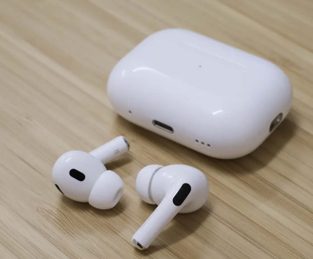 Doanh số AirPods Pro 2 đáng kinh ngạc đảm bảo Apple tiếp tục thống trị thị trường tai nghe bluetooth